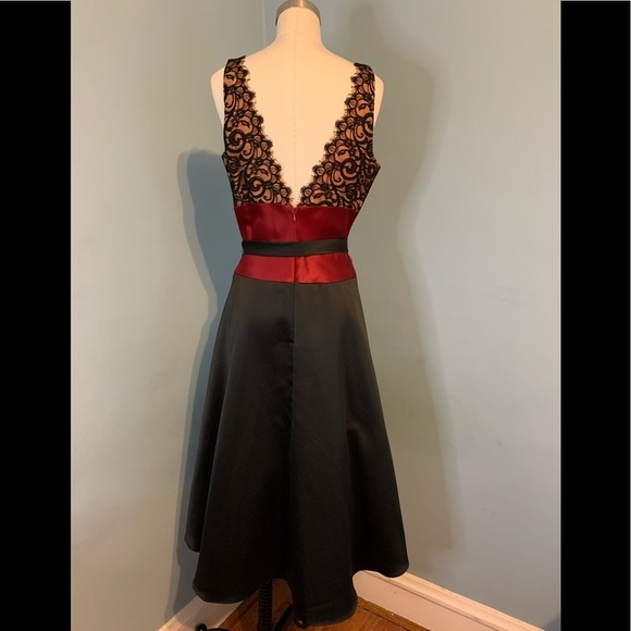 Vintage Laundry by Shelli Segal  black and red satin Cocktail Dress size 10 - Picture 3 of 13